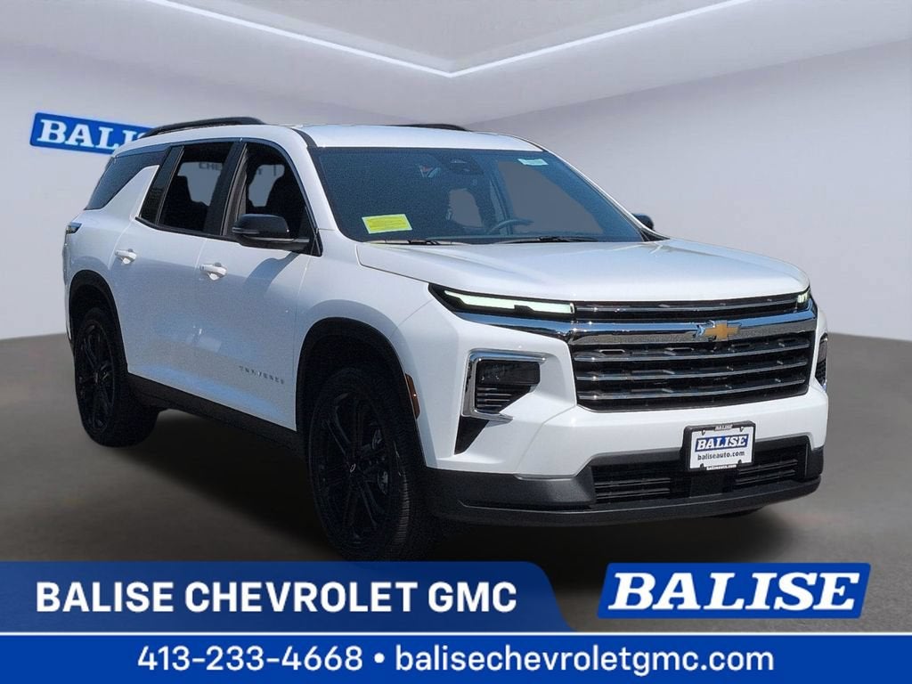 2026 Chevrolet Traverse Z71 in Mosaic Black Metallic — front three-quarter view