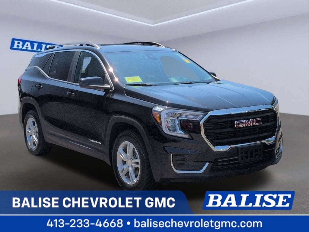 2023 GMC Terrain SLE in Ebony Twilight Metallic — front three-quarter view